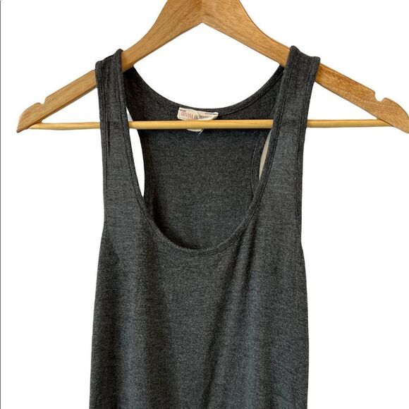 ZENANA OUTFITTERS Charcoal Grey T Back Racerback Stretch Basic Tank Top S - Picture 2 of 8